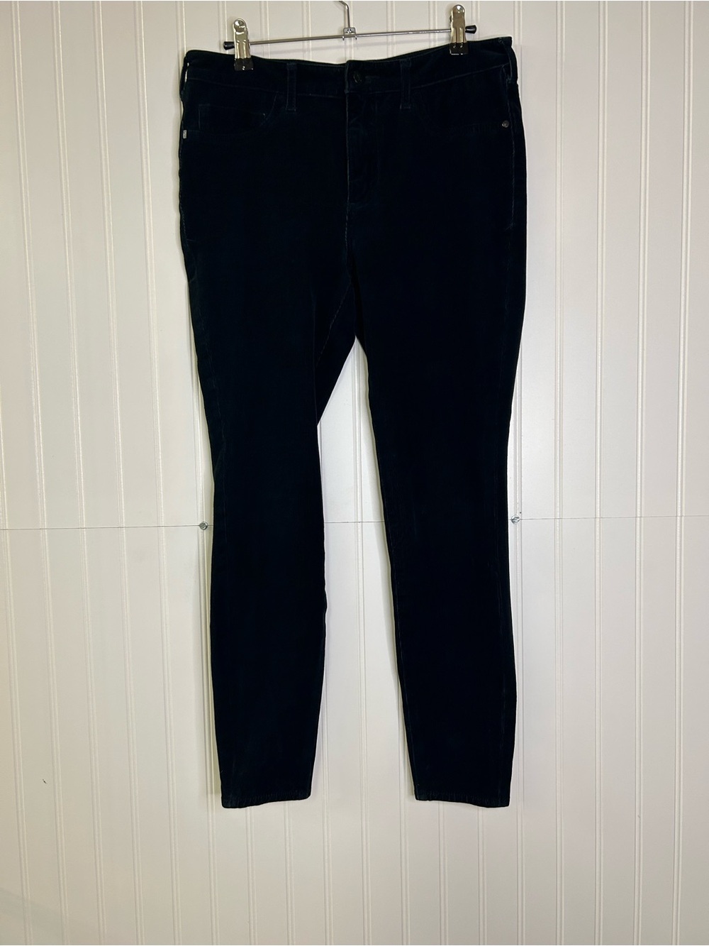 Pilcro and the Letter Press High Rise Skinny Black Corduroy Pants Size 29
